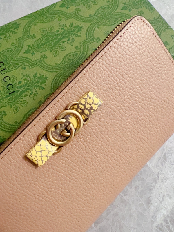 グッチ財布 レプリカ背面デザイン